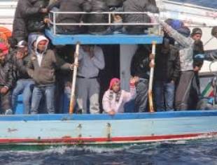 migranti nel canale di sicilia 4