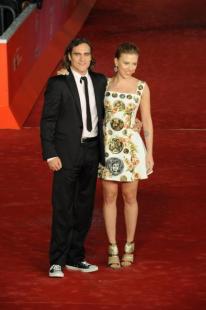 Joaquin Phoenix e Scarlett Johansson