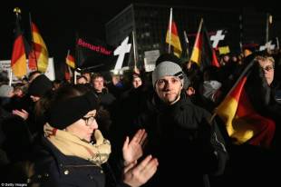marcia anti islam in germania 6