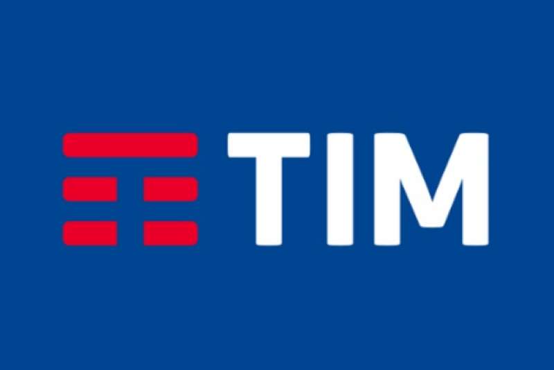 tim cambia logo