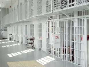 carcere poggioreale 3