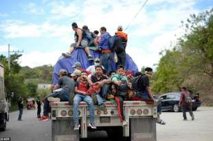il viaggio dei migranti honduregni verso gli usa 4