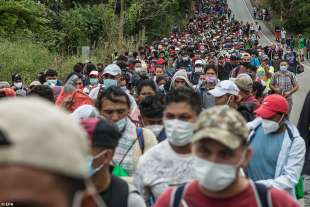il viaggio dei migranti honduregni verso gli usa 5