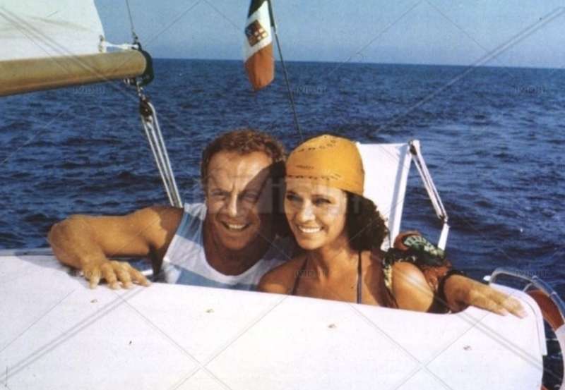 2 лицо на корабле. 1980 — Ты — лицо корабля / mi faccio la Barca. Ты лицо корабля.