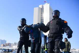 manifestanti pro navalny arrestati in russia 6
