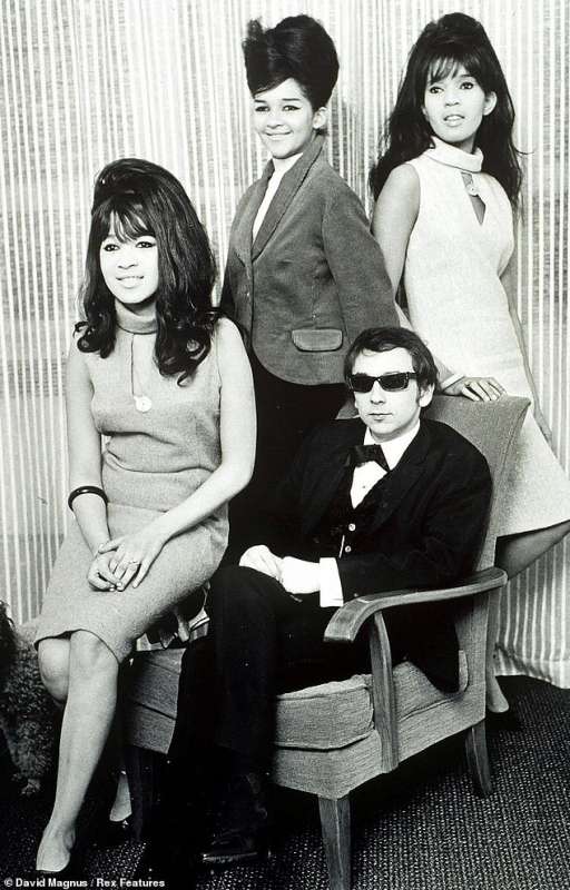 phil spector the ronettes