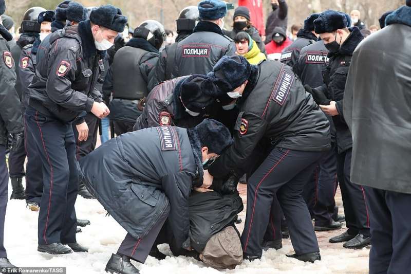 proteste per la liberazione di navalny 18