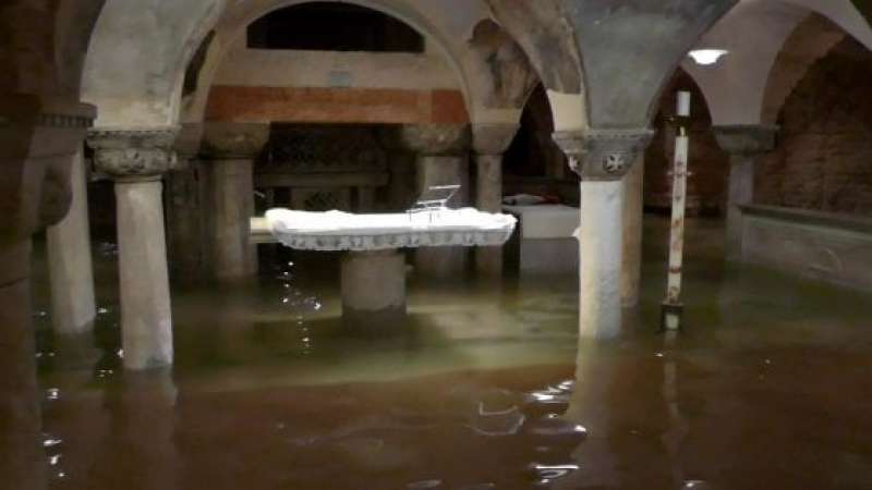 acqua alta basilica san marco 9