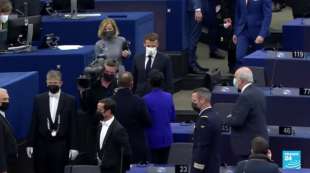 emmanuel macron al parlamento europeo