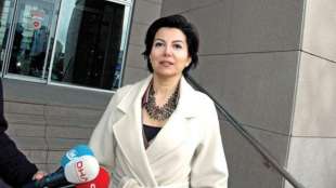 la giornalista turca sedef kabas 2