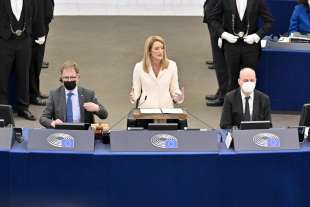 roberta metsola nuovo presidente del parlamento europeo 9