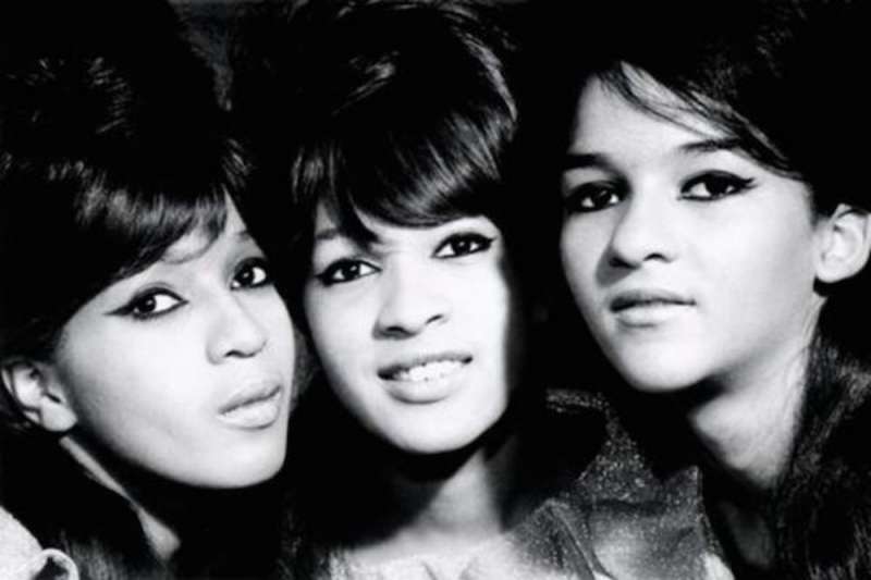 the ronettes ronnie spector