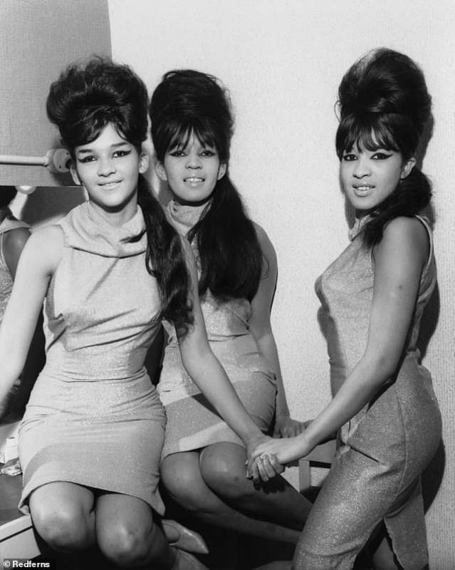 the ronettes ronnie spector 3