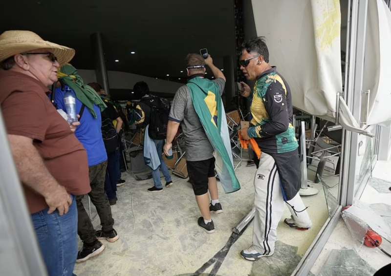 brasilia assalto dei sostenitori di bolsonaro al congresso 13