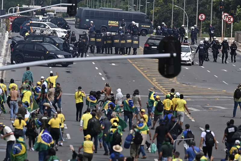 brasilia assalto dei sostenitori di bolsonaro al congresso 16