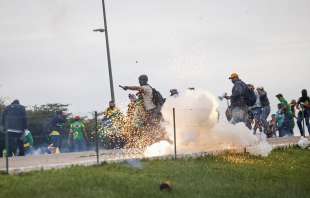 brasilia assalto dei sostenitori di bolsonaro al congresso 22