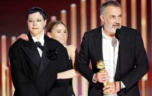 emma d arcy milly alcock miguel sapochnik golden globes