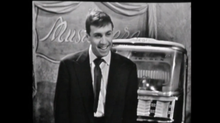 la prima apparizione televisiva di adriano celentano nel 1959