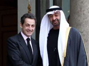 Sarkozy e Mohammed bin Zayed