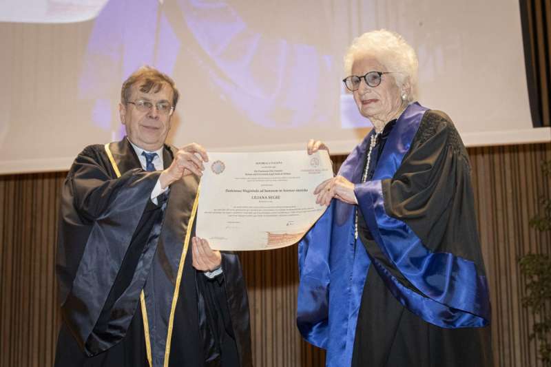 laurea honoris causa per liliana segre milano 2