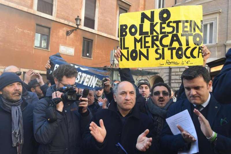 taxi protesta a roma tassisti