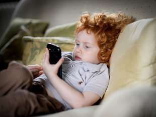 bambini e smartphone
