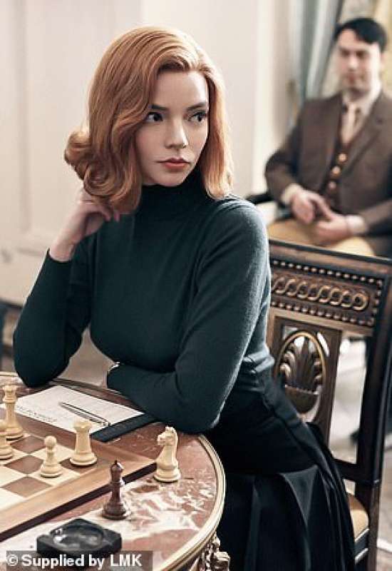 anya taylor joy la regina degli scacchi