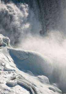 cascate del niagara ghiacciate 14