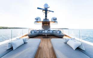 tankoa solo s701 il nuovo yacht di carlo de benedetti 5