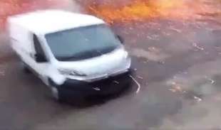 bomba colpisce ciclista in ucraina 1