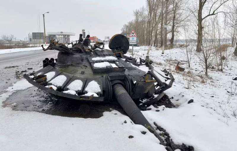 carro armato russo distrutto