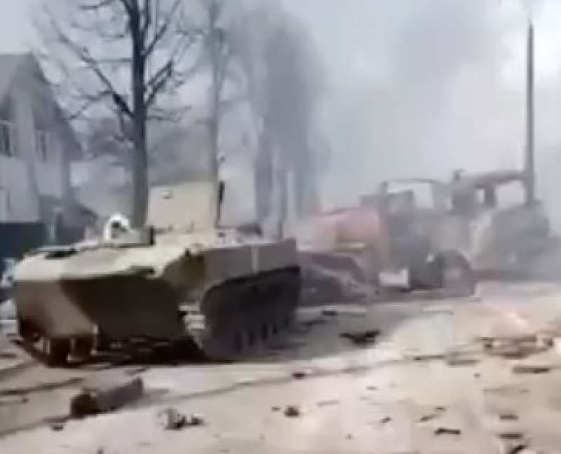 convoglio russo distrutto dalle forze ucraine 1
