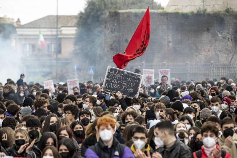 manifestazione studenti a roma 1