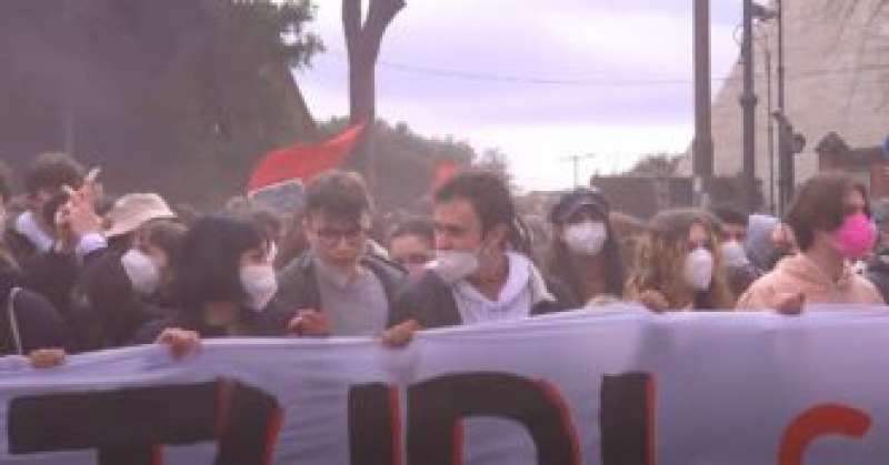 manifestazione studenti a roma 4
