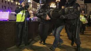 russia, arresti dei manifestanti contro la guerra 28