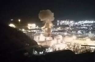 esplosione raffineria rosneft tuapse, russia 1