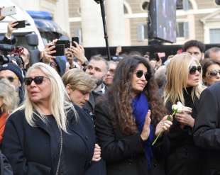 funerale costanzo mara venier afef eleonora daniele foto di bacco