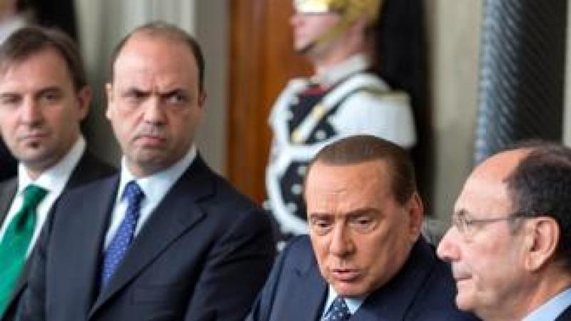 Silvio Berlusconi con Alfano e Schifani