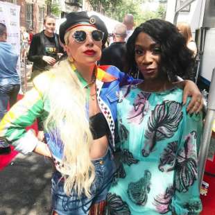 angelica ross con lady gaga