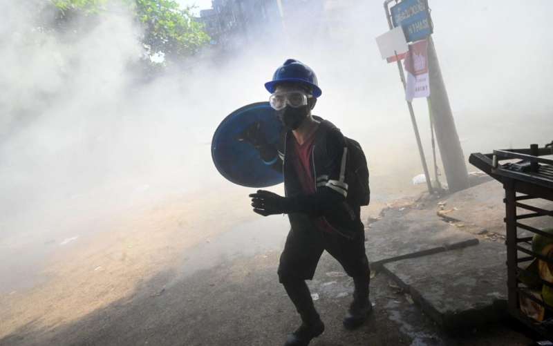 scontri e proteste in myanmar 5