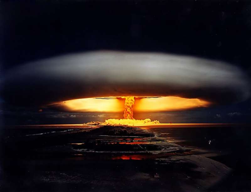 test nucleare francese atollo mururoa