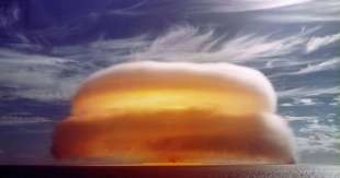 test nucleare francese atollo mururoa 2