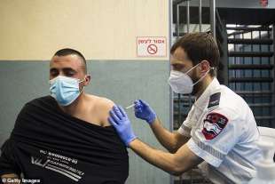 vaccinazione israele