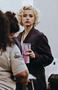 Ana De Armas nel film Blonde su Marilyn Monroe