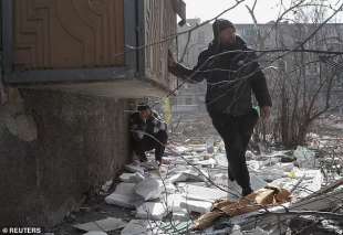 Bombardamenti a Mariupol 2