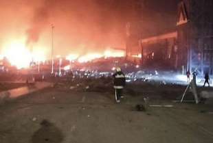 bombardamento russo sul centro commerciale a podil, kiev ucraina 4