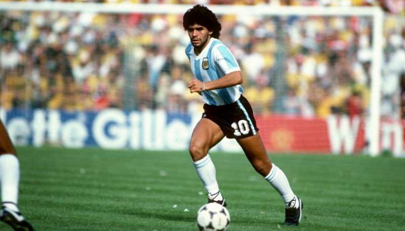 Diego Armando Maradona CON LA MAGLIA DELL ARGENTINA