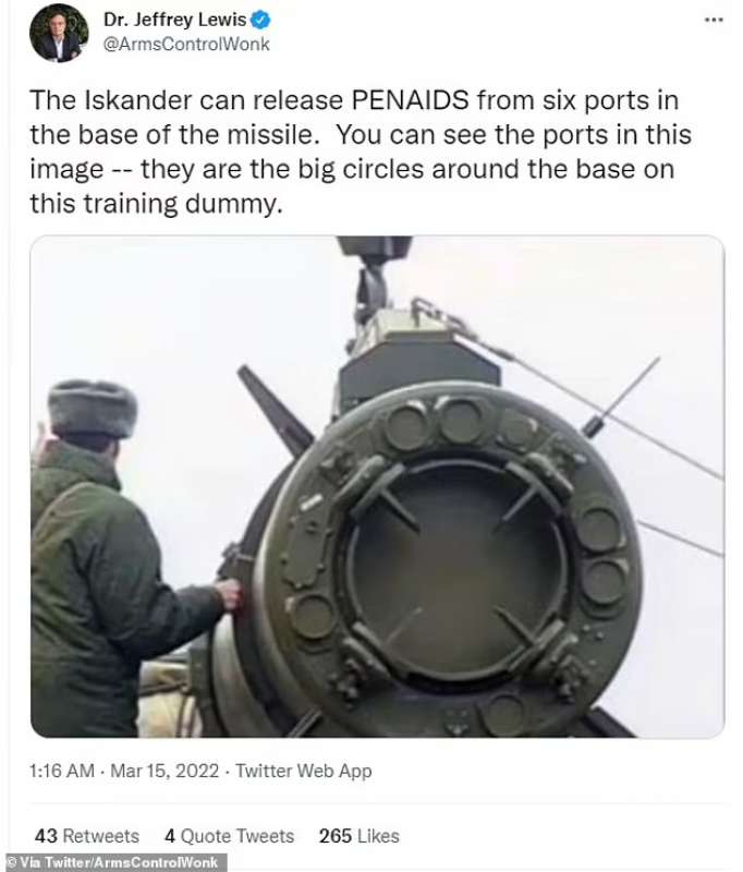 Le esche a forma di dardo sui missili Iskander-M 5