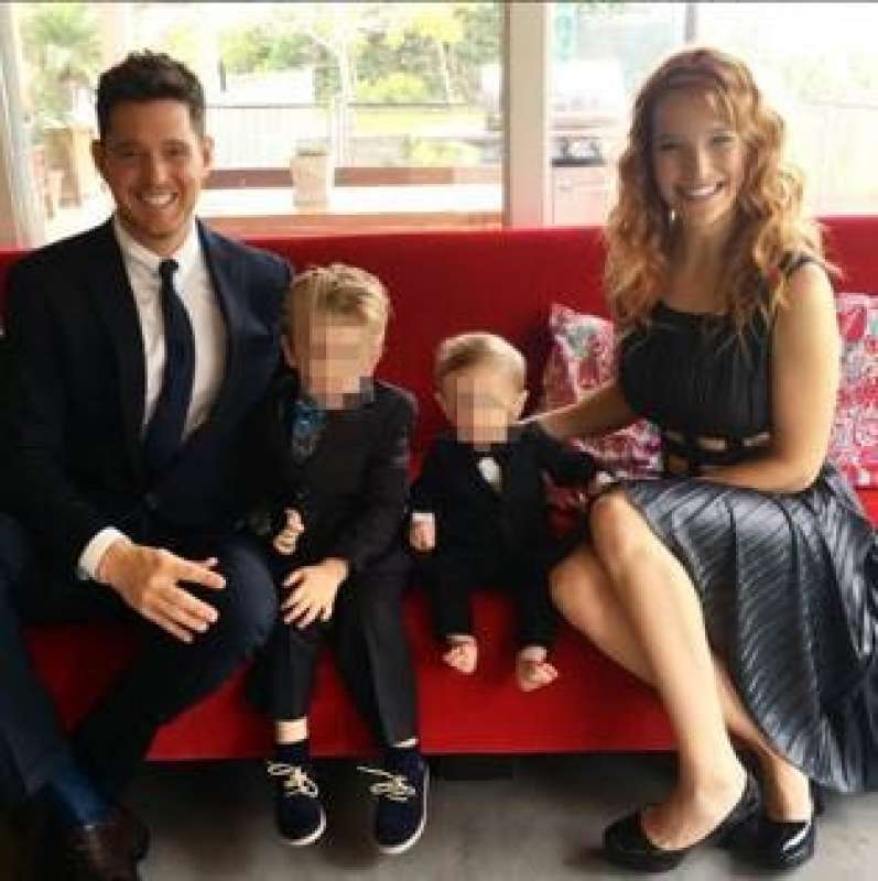 Michael Buble? con moglie e figli