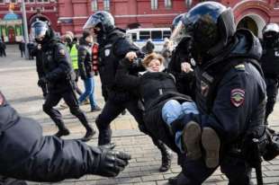 repressione in russia delle proteste contro la guerra 7
